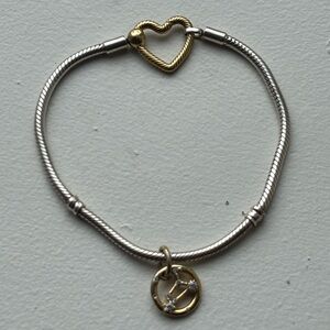 Pandora Moments Heart Closure Snake Chain Bracelet With Leo Zodiac Dangle Charm